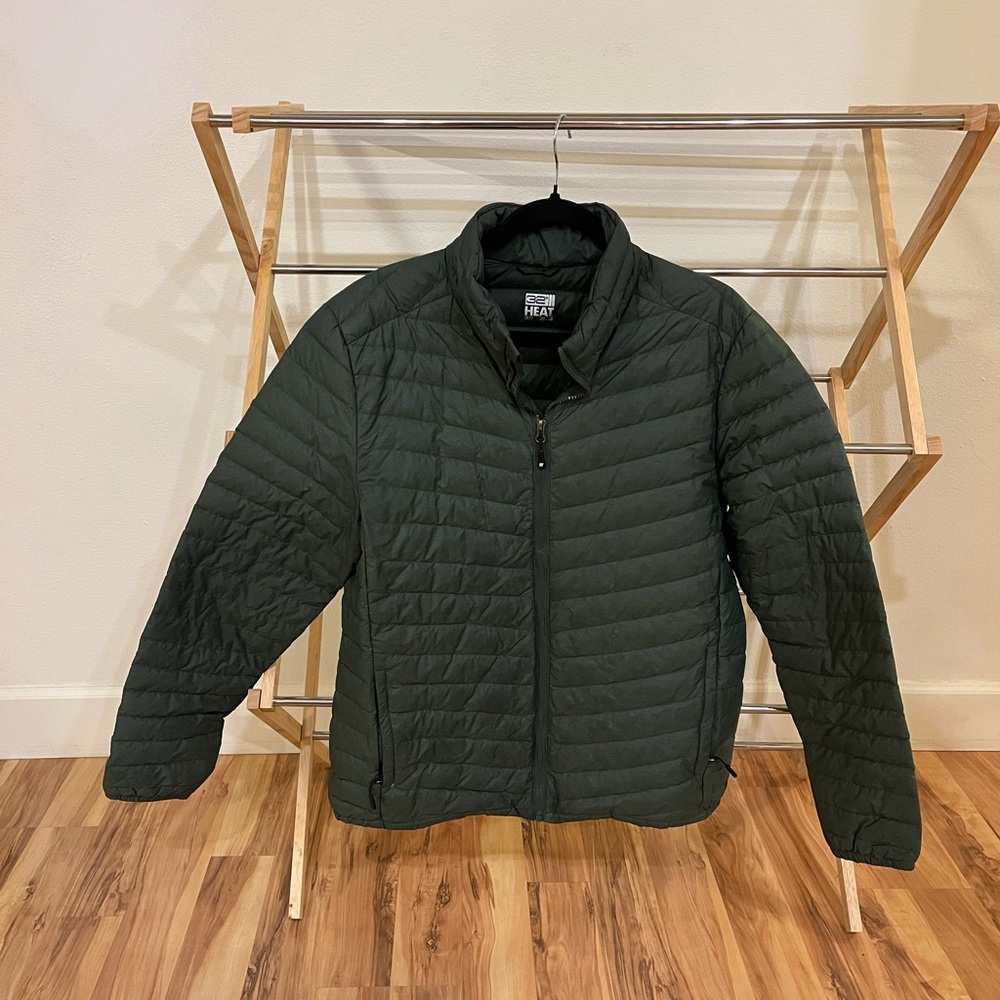 Men’s size medium puffer jacket